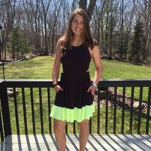 Meet your Posher, Lauren